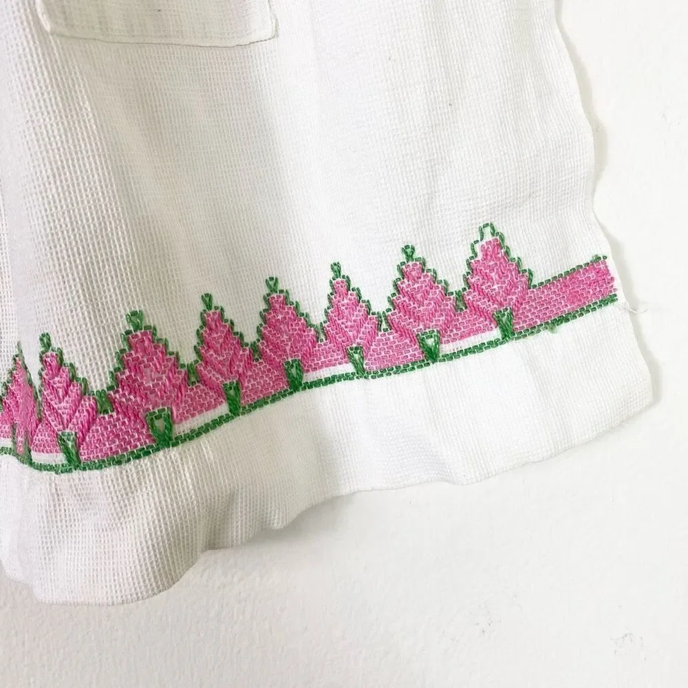 Vintage White & Pink Embroidered Half Apron with Pockets Size M